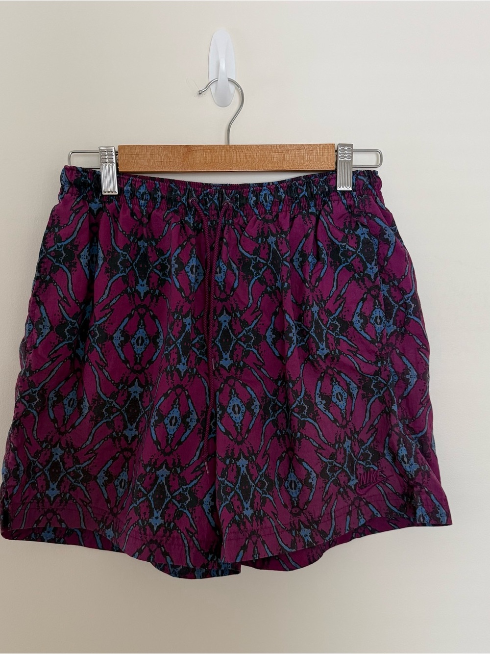 Nike Women's Magenta and Navy Athletic Pull-On Shorts